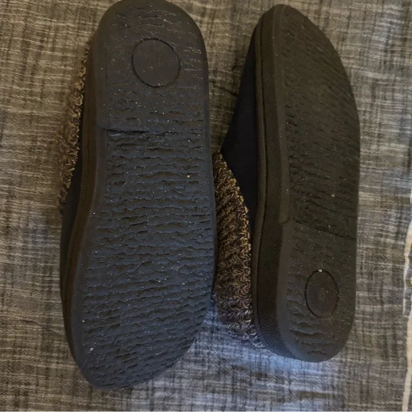 Clarks Women's Navy and Tan Slippers - Picture 3 of 5